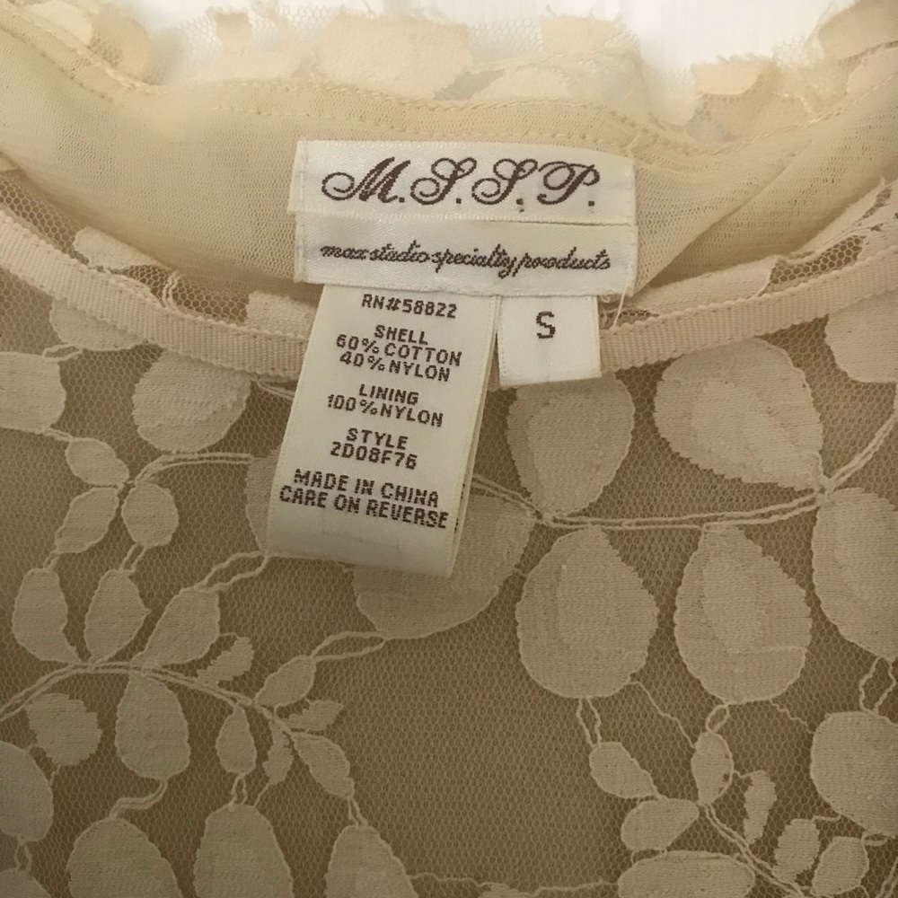 Max Studio Lacy Top - Picture 2 of 2